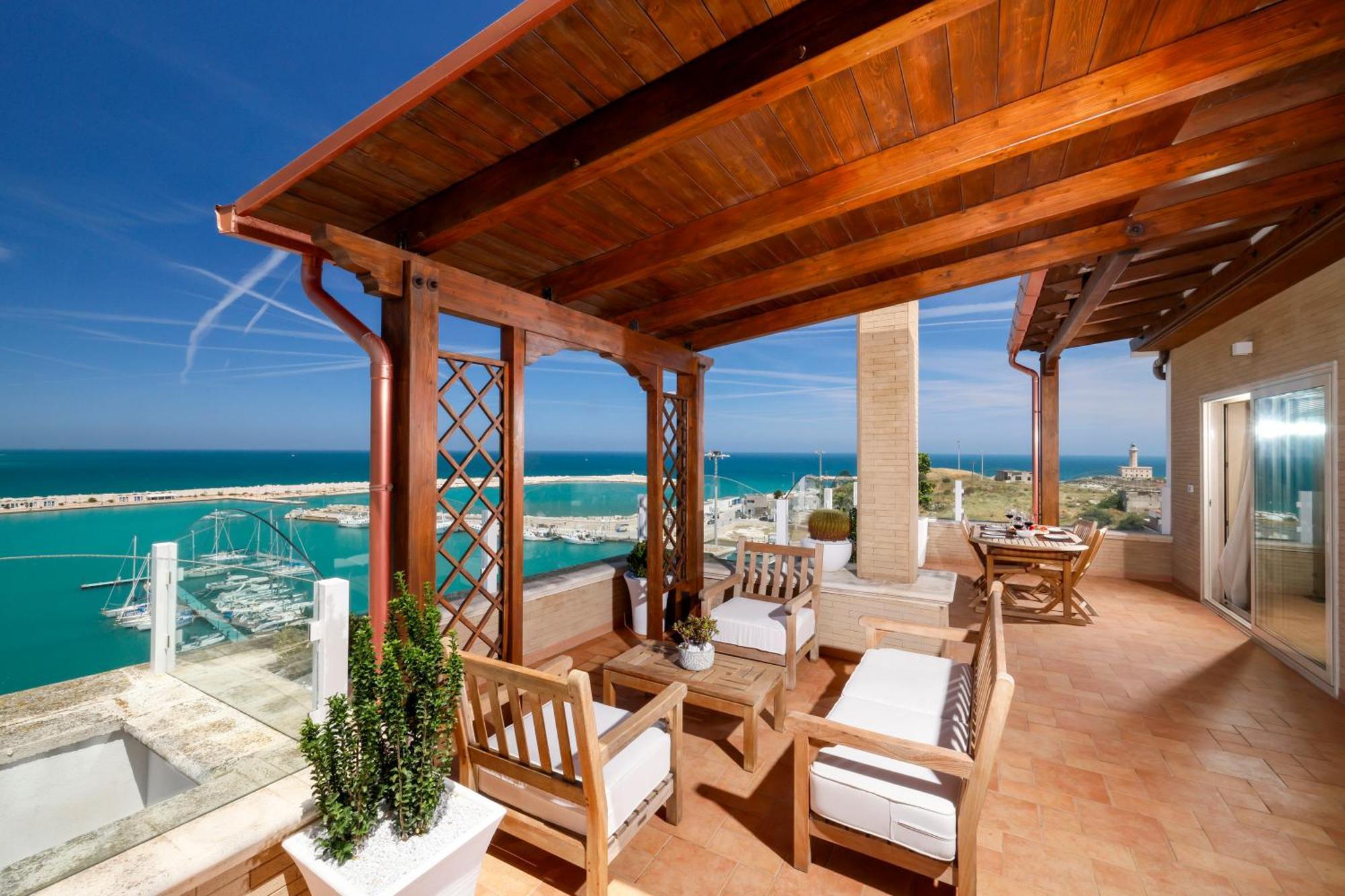 L'Attico Sul Mare - Exclusive Penthouse, Βιέστε Δωμάτιο φωτογραφία